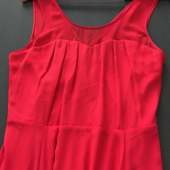 EXPRESS DRESS! - Picture 6 of 8